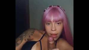 Tive que transar com meu professor pra passar de ano, gemi muito na piroca dele