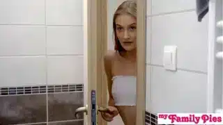 Cock Hungry Tiffany Tatum Plays Innocent until She is Alone With New Stepbrother