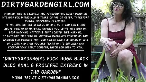 Dirtygardengirl fuck huge black dildo anal & prolapse extreme in the garden