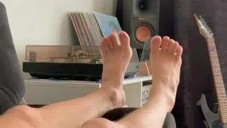 Feet fetish / toes sucking / jerking off / cum on feet