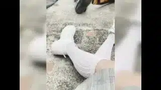 Haciendo Travesuras con mis DOS Compañeras en un patio del Colegio #2