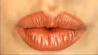 Helping Mia Pearl in the Kitchen Leads to a Hot Pounding of Her Bubble Butt