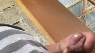 Jakol sa shop habang naglalaba sa kabila si pinsan