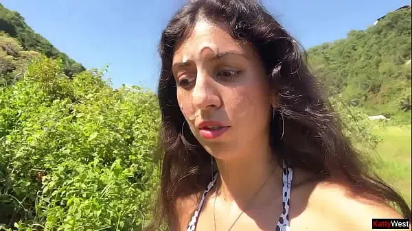 Walking with hot cum on my face on a public beach full of people – Cumwalk