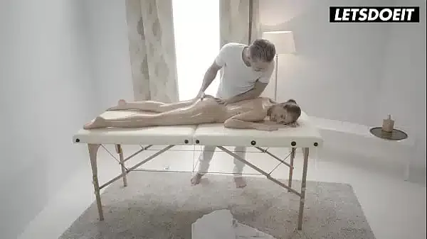 Tiffany Tatum Oils Up Her Luscious Body And Gets Fucked – WHITEBOXXX