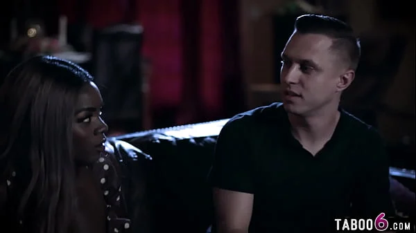 Crazy boyfriend did not let his black girlfriend Ana Foxxx leave his house