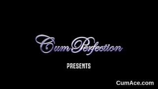 Foxy beauty gets cumshot on her face eating all the charge