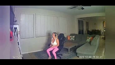 Free Use Gamer Girl Fucked And Cummed In