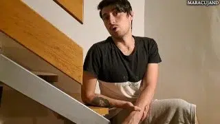 spogliati con me segaiolo mentre dialoghiamo parlando di cazzi (ITA)