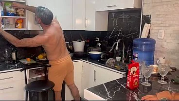 vizinho novo ja quiz dar pro coroa